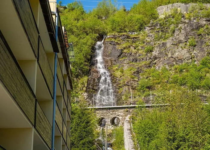 アパート Grenzberg - *